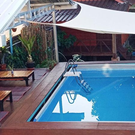 Bamboo Hostel Тхакхэк Экстерьер фото